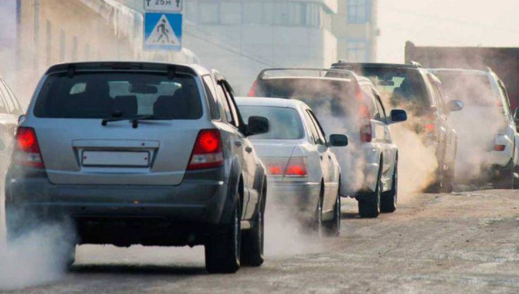 Stop alle auto diesel e a benzina: 9 Paesi Ue chiedono una data definitiva