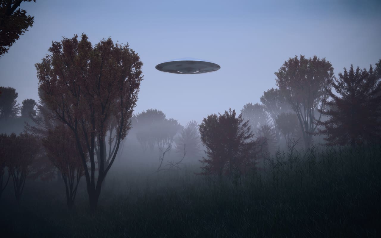 Ufo in una rappresentazione realizzata con il computer.