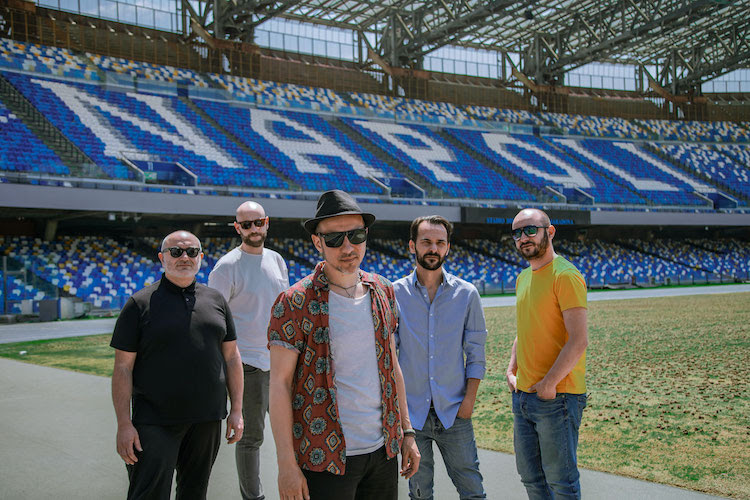 FOJA feat. Alejandro Romero: esce il 22 giugno “’A MANO ’E D10S” il brano inedito e video tributo a Diego Armando Maradona