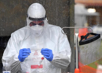 Vertice Cts-ministero Salute su variante Delta e discoteche