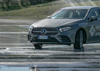 “Zero emission, zero vittime sulla strada”, l’obiettivo Aci-Mercedes