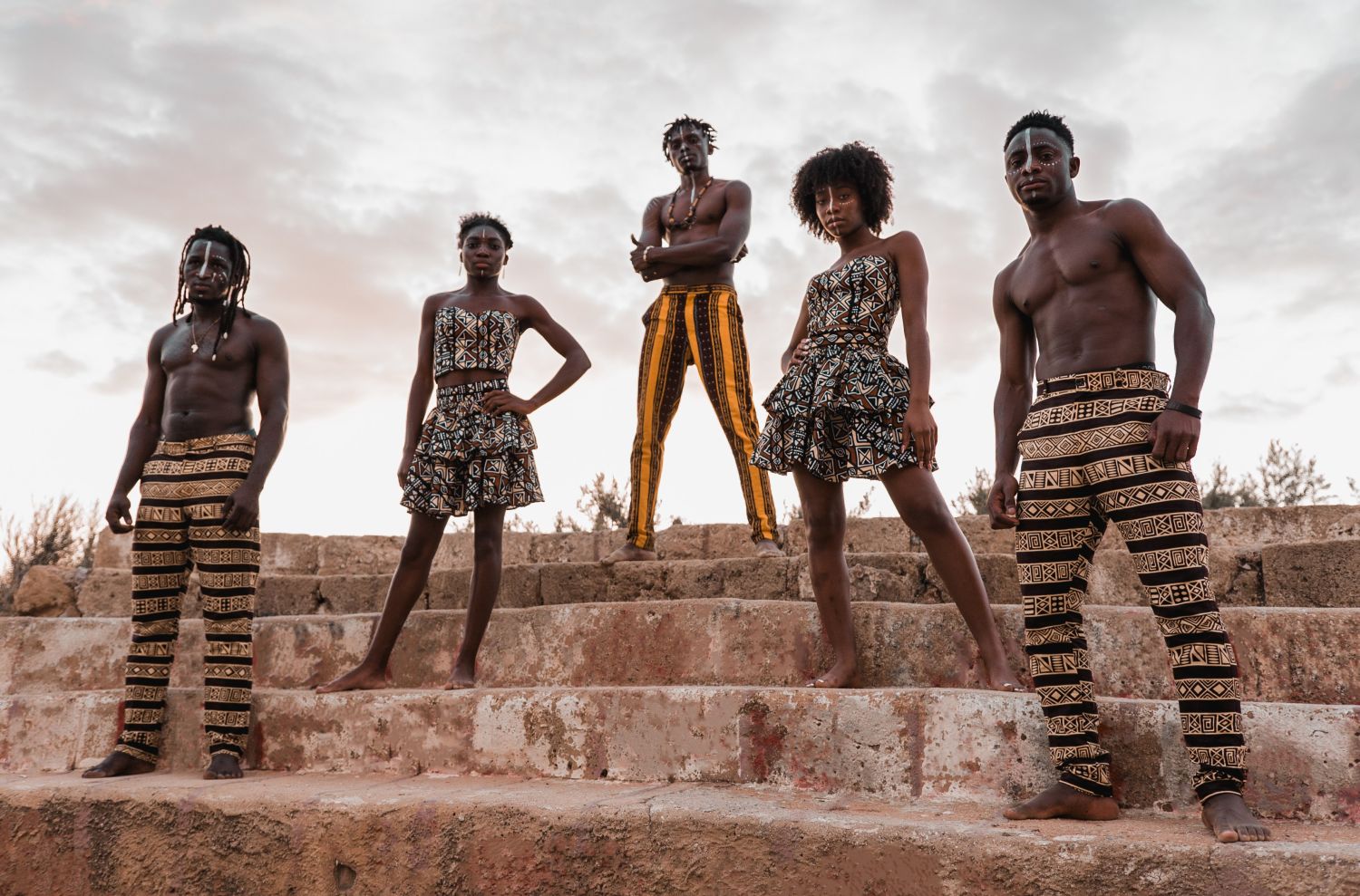 È online il doppio videoclip dei brani “Mr. Oga” e “Non siamo pesci” di Chris Obehi