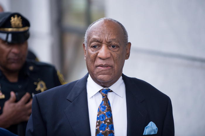 Annullata condanna Bill Cosby per violenza sessuale, libero