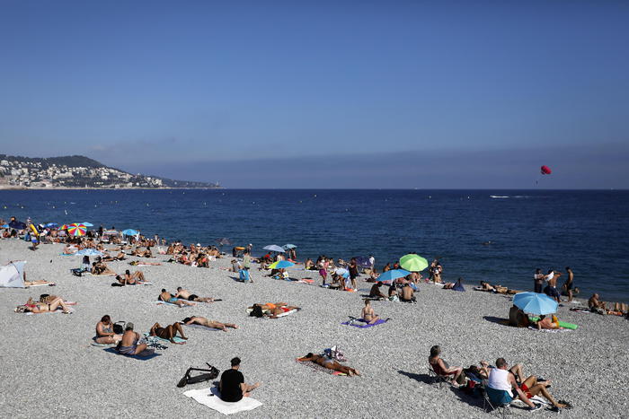 Apri la mente proteggi la pelle, quando la scuola crea gli spot contro melanoma