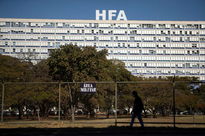 Bolsonaro ha ostruzione intestinale, si valuta intervento