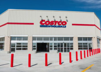 Jim Cramer definisce Target e Costco “illustri rivenditori”