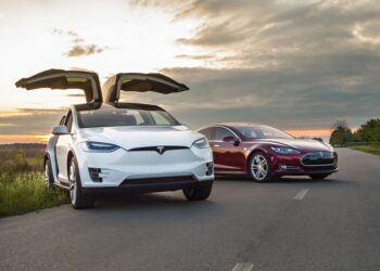 Le case automobilistiche rilasciano i dati sulle vendite del Q2, è ora di comprare azioni Tesla?