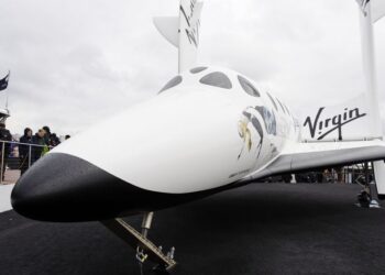 L’ex amministratore della NASA sul volo spaziale di Branson: è un risultato notevole