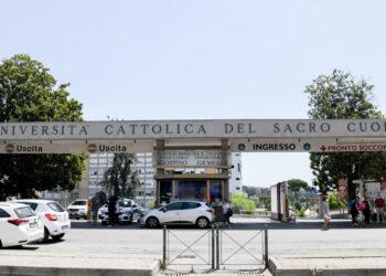 Parcheggi, effetto Covid: sold out negli ospedali