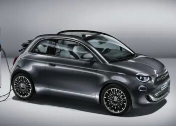 Premio Cinque stelle alla Fiat 500 Electric