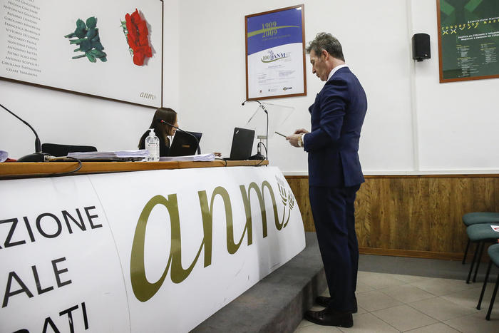 Santalucia, magistrati accusati di essere casta, serve unità