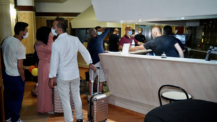 Afghanistan: profughi chiedono tappetini preghiera e vestiti