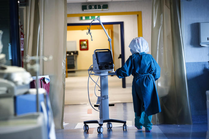 Covid, cala in 3 regioni l’occupazione delle intensive, in una cresce