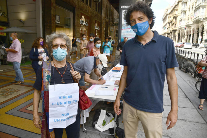 Eutanasia: associazione Coscioni,750mila firme, anche Saviano e Guccini