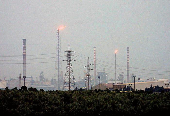 Ex Ilva: sindaco Taranto a bimbo,lotta chiusura area a caldo