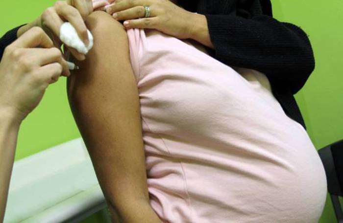 Ginecologi, gestanti si vaccinino.Più rischi da Delta