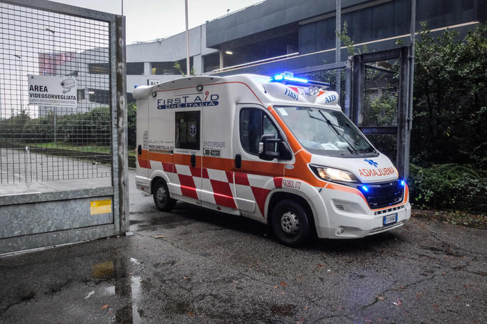 Incidenti stradali: auto-camion morti padre e figlioletta