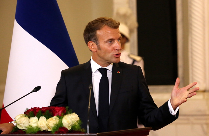 Macron, Francia-Gb chiederanno all’Onu safe zone a Kabul