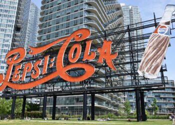 PepsiCo e Boston Beer si uniscono per creare una bevanda alcolica Mountain Dew