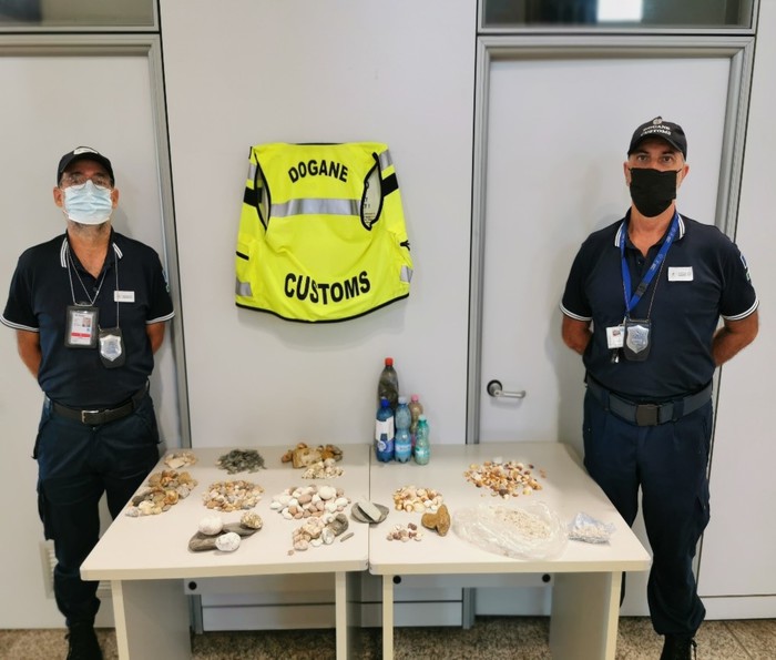 Razzia sabbia e conchiglie, boom sequestri in scalo Alghero