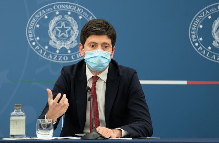 Recovery, Speranza: ‘4 miliardi per le cure domiciliari’