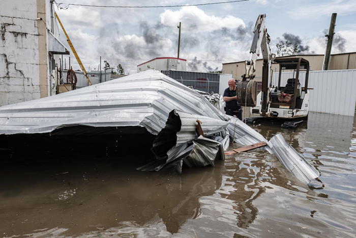 Usa: confermato secondo morto per uragano Ida in Louisiana