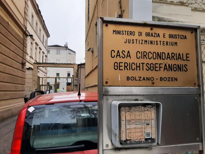 Accusato di torture alla compagna, arrestato un quarantenne