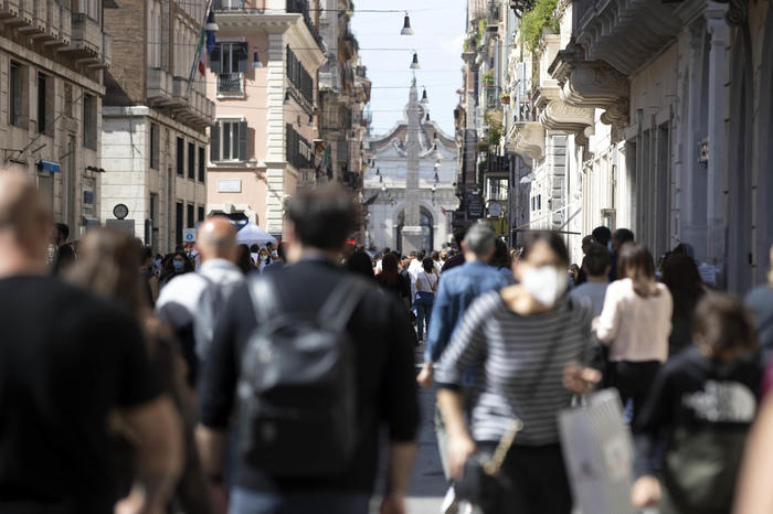 Covid: 3.970 positivi e 67 vittime