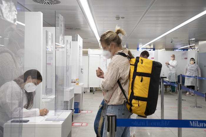 Covid: 5.315 i positivi, 49 le vittime