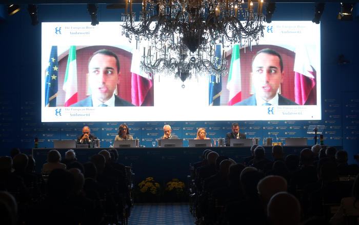 Di Maio: “Lotta al terrorismo fondamentale”