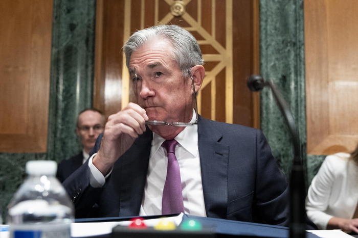 Fed, apre al ‘tapering’. Stima pil Usa +5,9% nel 2021