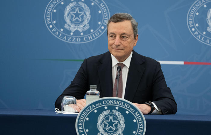Green pass: ok Cdm a dl per obbligo lavoratori scuola e Rsa. Draghi: ‘A breve ulteriore estensione’