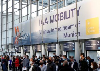 IAA Mobility 2021: elettrico e idrogeno, Bmw presenta il futuro