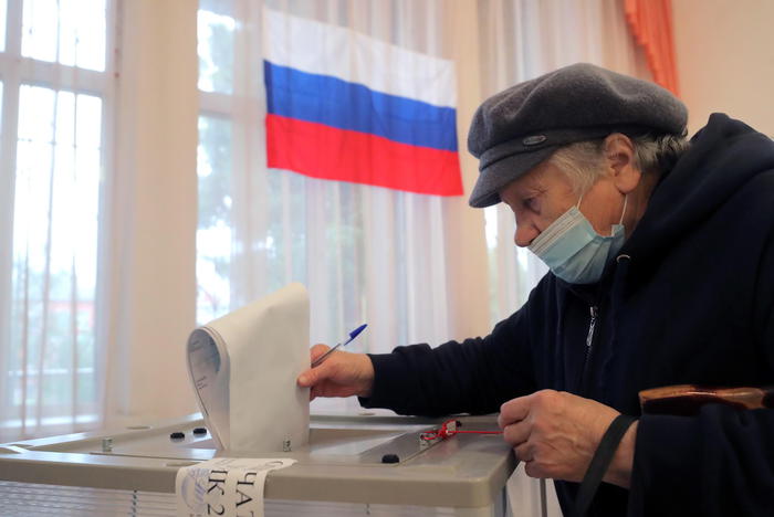 Russia: exit poll, Russia Unita al 45%, i comunisti al 21%