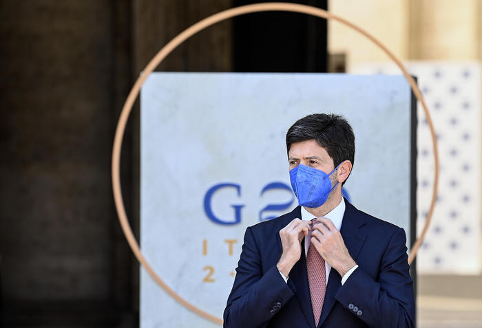 Speranza: 73,5% vaccinati, realistico l’80% a settembre