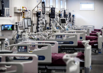 Tasso ricoveri intensiva over80 vaccinati 15 volte più basso