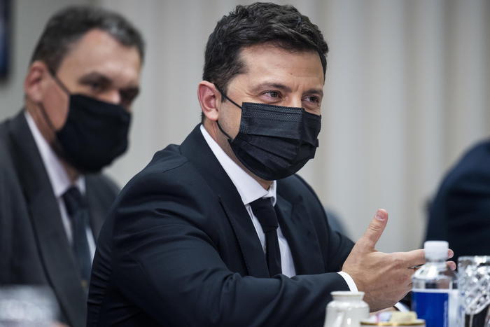 Ucraina: Zelensky,possibile guerra vera e propria con Russia