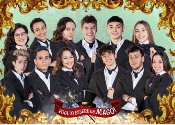 “VOGLIO ESSERE UN MAGO!” SVELATI I 12 “APPRENDISTI” DEL TALENT-REALITY BENVENUTI A SCUOLA, “TEEN WIZARD”!