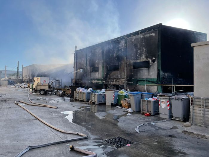 Vasto incendio a Sassari, fiamme domate e via alla bonifica