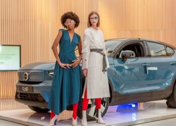 Volvo C40 Recharge, a Milano l’auto diventa fashion