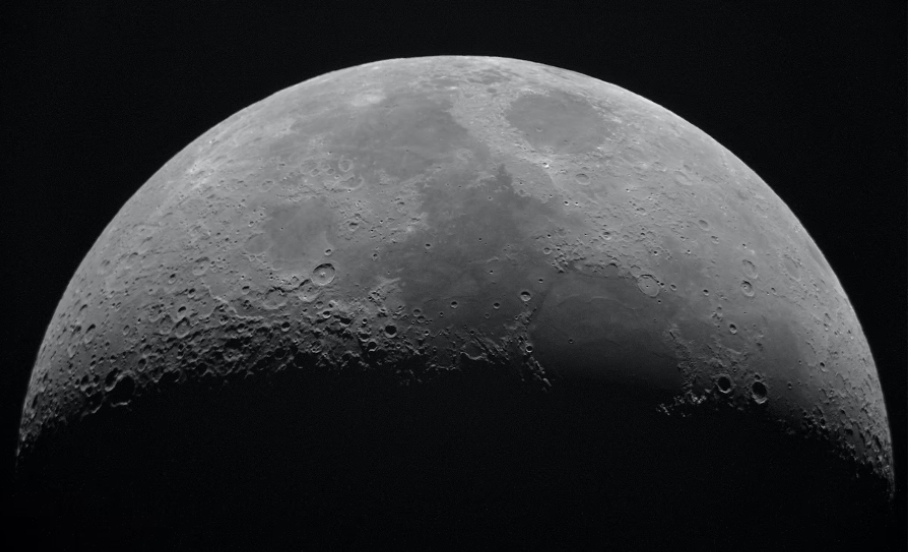 Replica della Luna a Las Vegas: Ecco il piano