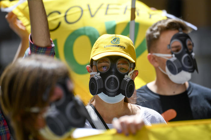 Andrologi, rischi riproduttivi per ragazzi Terra fuochi