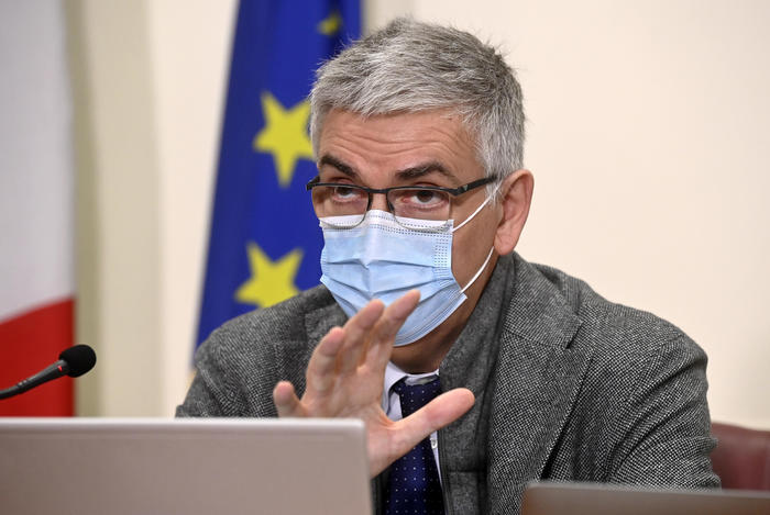 Brusaferro, contro antimicrobico resistenza c’è già un piano