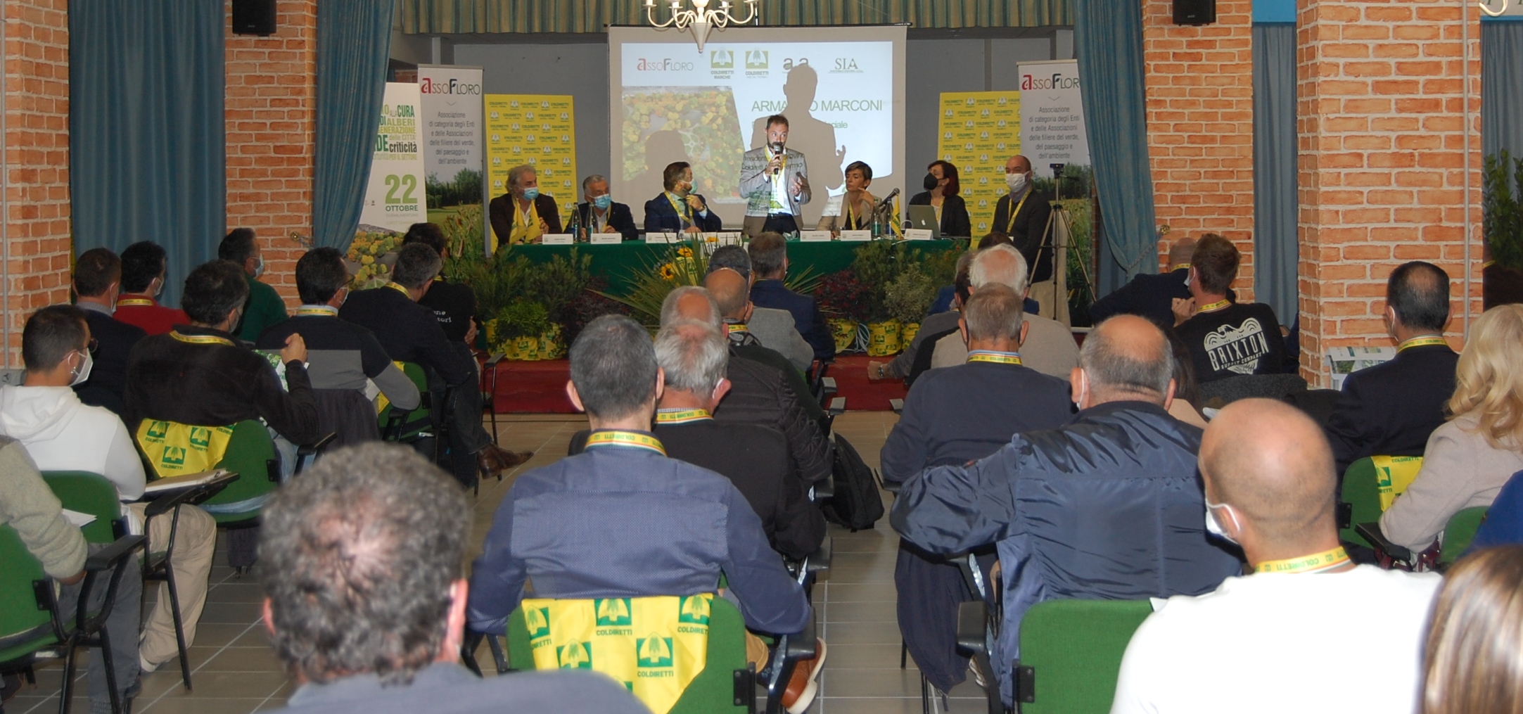 Florovivaismo, il futuro delle città è green. Coldiretti: “Ripresa post Covid, serve patto tra aziende e amministrazioni”