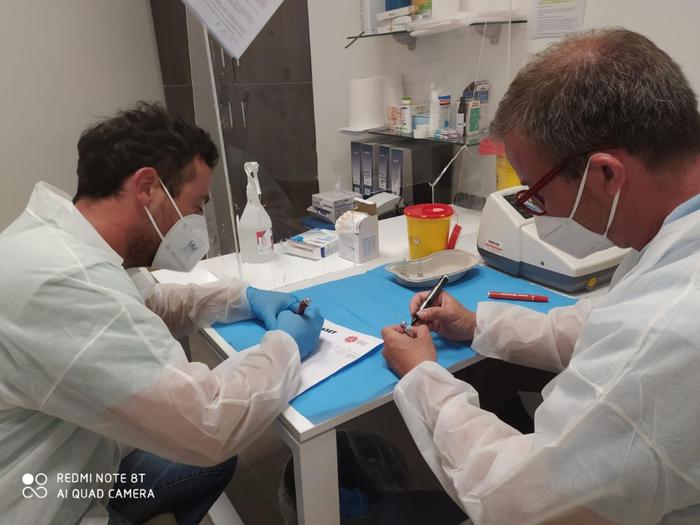 Covid: Anaao, vaccini necessari per 90% dei medici europei