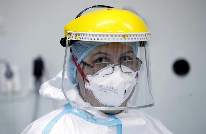 Covid: i casi a livello mondiale superano soglia 240 milioni