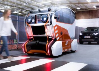 Futuro a guida autonoma? La tecnologia c’è ma i pedoni non si fidano