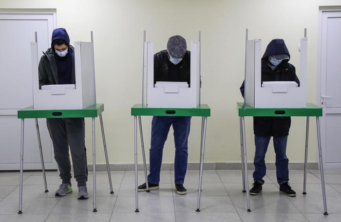 Georgia: Osce, voto segnato da accuse di intimidazioni
