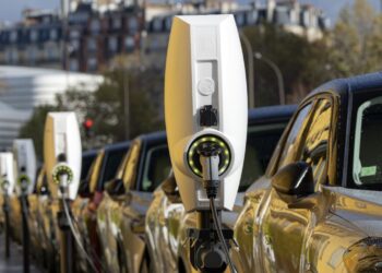 Il boom dell’auto elettrica, Nei primi sei mesi già superate le vendite del 2020