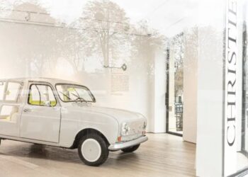 La Renault 4 diventa una suite d’albergo mobile